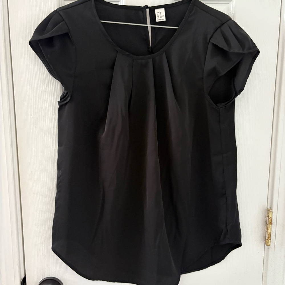 🟩3/$15 Black Women's Blouse